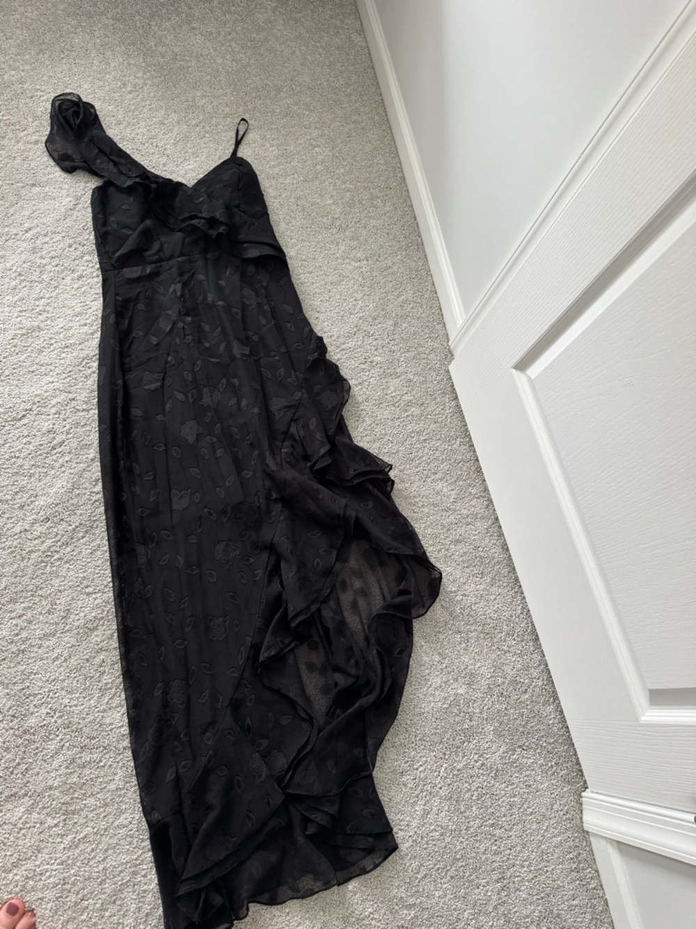Lulus Black Ruffled dress